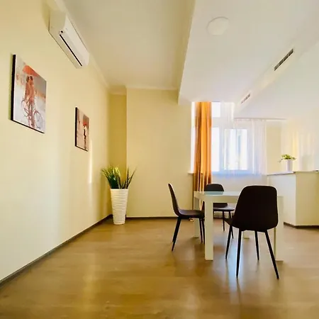 Hotel Arkpalmira Odessa