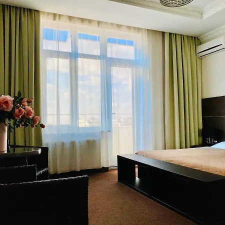 Arkpalmira Hotel Odessa