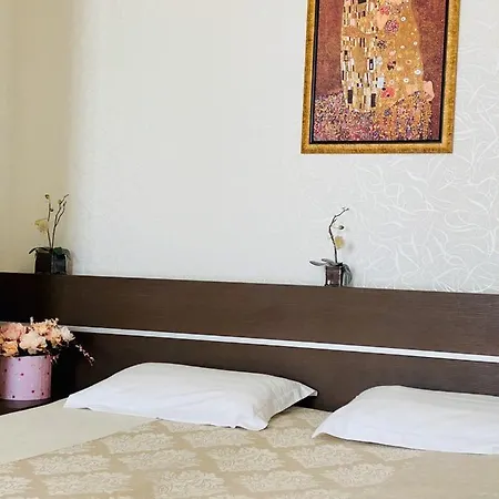 Hotel Arkpalmira 2*