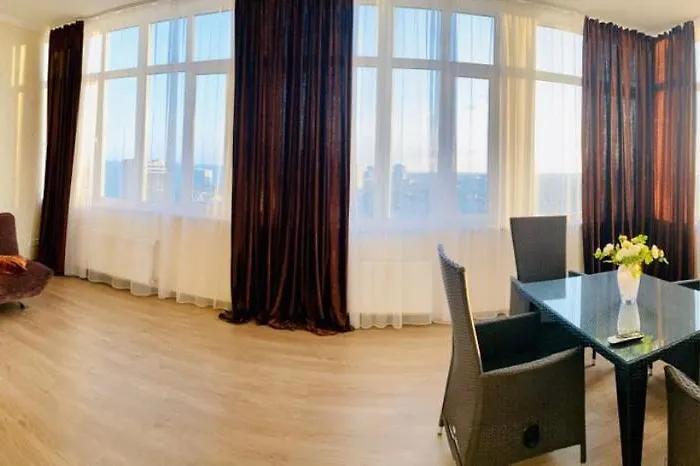 Arkpalmira Hotel Odessa